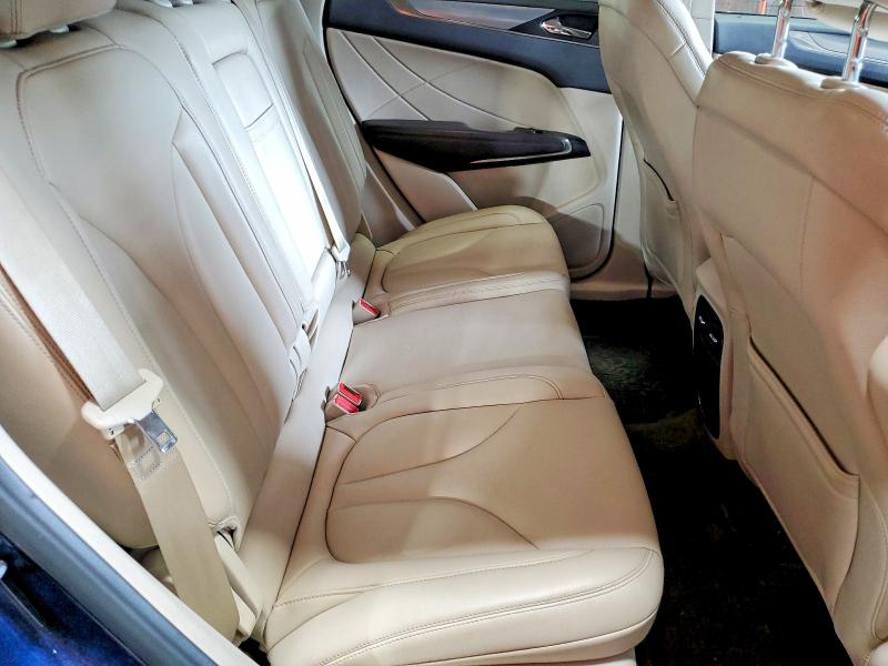 Photo 11 from auction – 2017 LINCOLN MKC with VIN 5LMCJ1D96HUL32207
