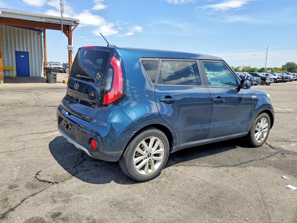 Zdjęcie 3 z aukcji – 2018 KIA SOUL z VIN KNDJP3A50J7597865