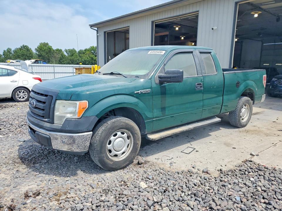 FORD F150 2011 مع رقم تعريف المركبة 1FTFX1EF4BKD45502 - صورة من المزاد