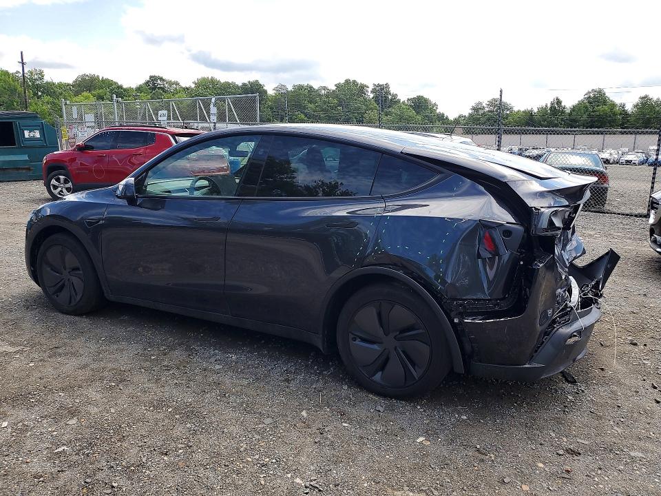 Photo 2 from auction – 2026 TESLA MODEL Y with VIN 7SAYGAEE4TF610310