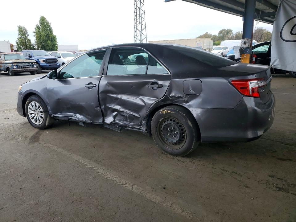 Photo 2 from auction – 2014 TOYOTA CAMRY with VIN 4T4BF1FK8ER378168