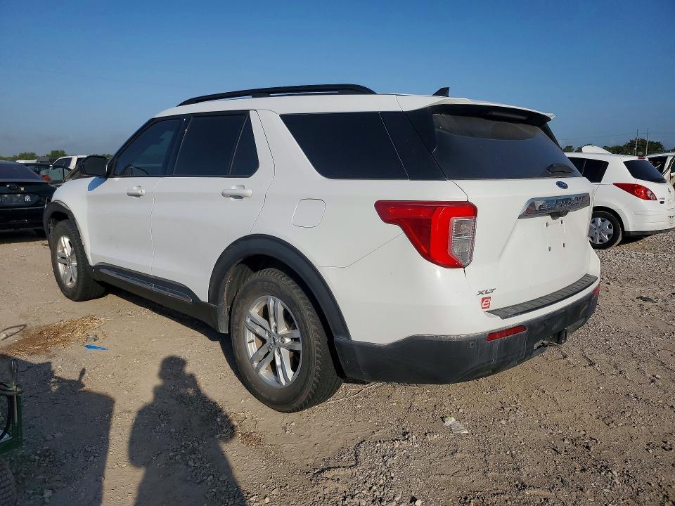 Снимка 2 от търг – 2021 FORD EXPLORER с VIN 1FMSK7DHXMGC26194