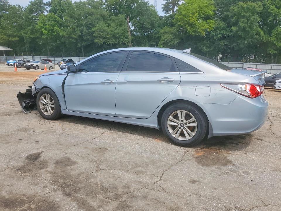 Photo 2 from auction – 2013 HYUNDAI SONATA with VIN 5NPEB4AC8DH689679