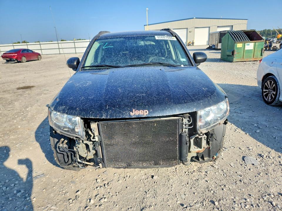 Photo 5 from auction – 2017 JEEP COMPASS with VIN 1C4NJCBB0HD186291