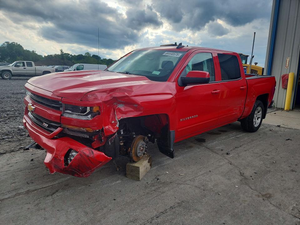 CHEVROLET SILVERADO 2017 with VIN 3GCUKREC7HG282342 - Photo from auction
