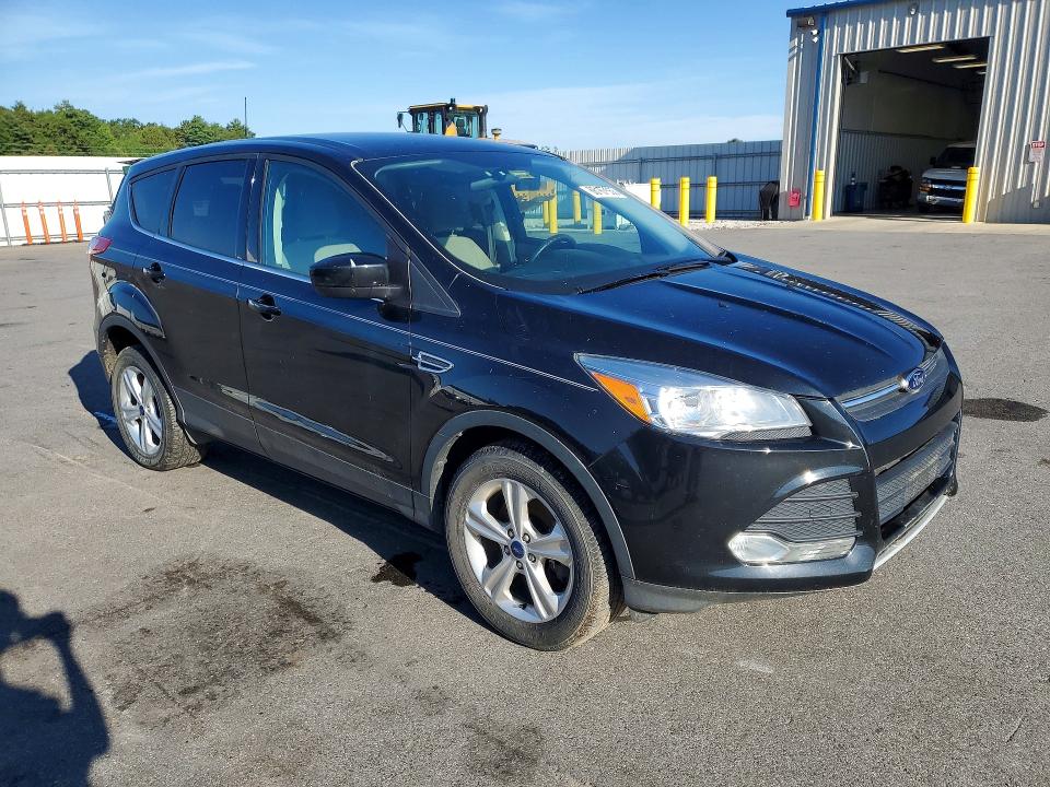 Photo 4 from auction – 2014 FORD ESCAPE with VIN 1FMCU9GX2EUA94547