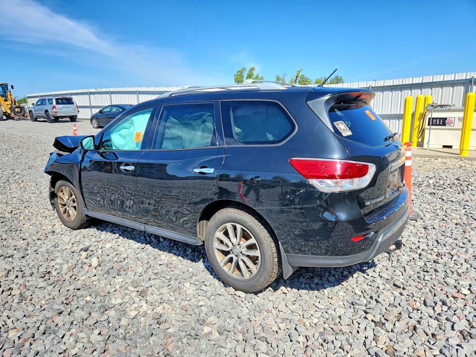 Photo 2 from auction – 2015 NISSAN PATHFINDER with VIN 5N1AR2MM3FC675041