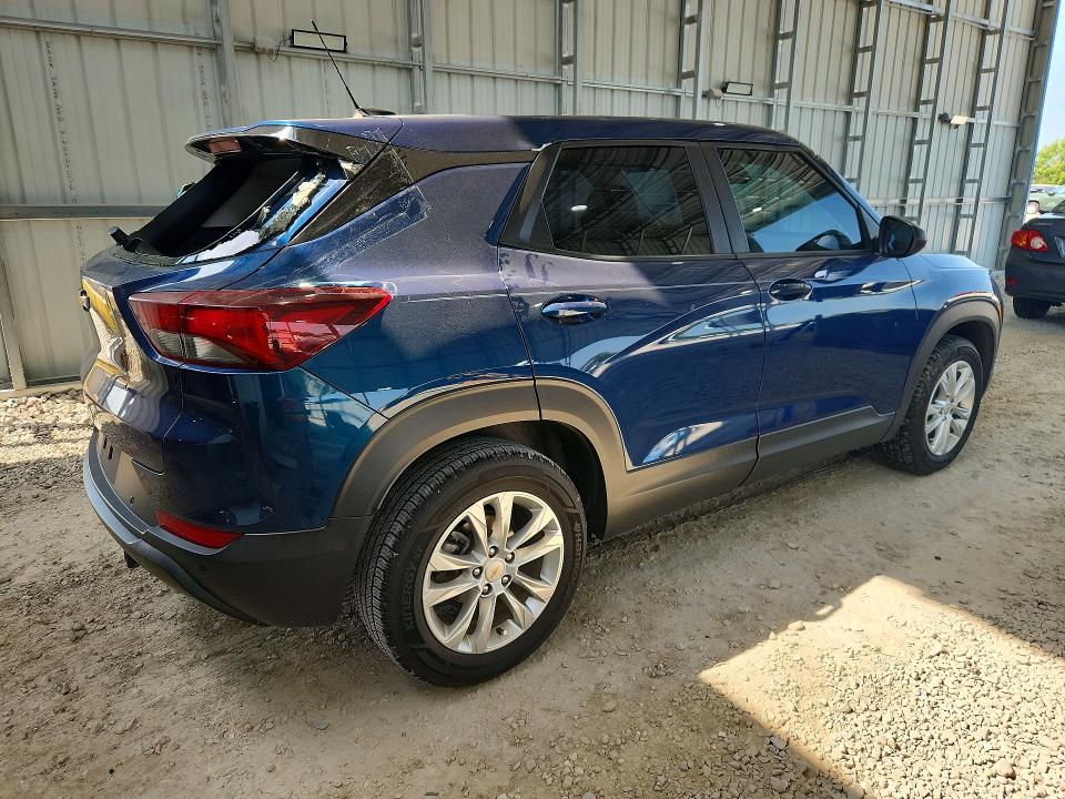 Photo 3 from auction – 2021 CHEVROLET TRAILBLAZER with VIN KL79MMS24MB146491
