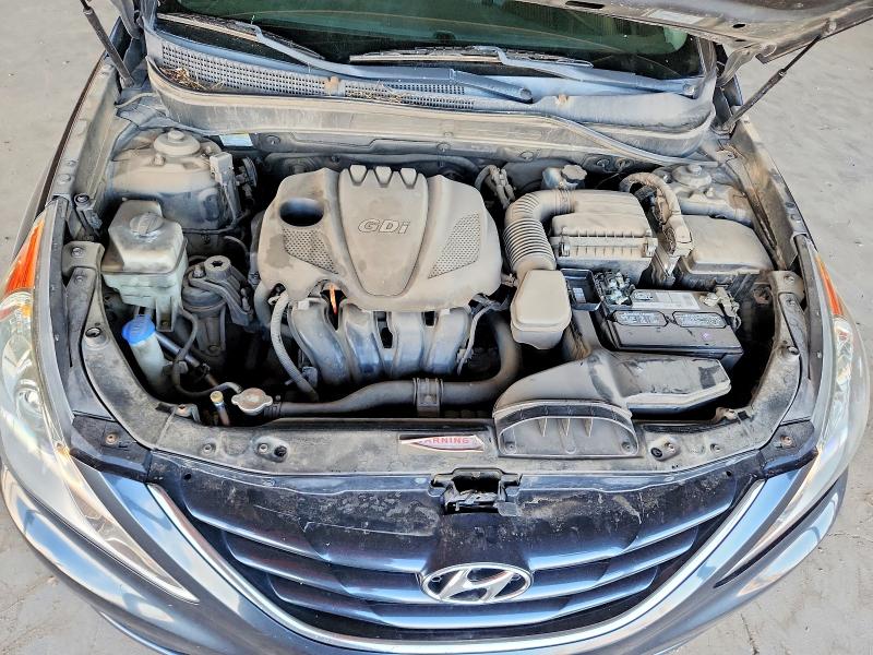 Photo 11 from auction – 2011 HYUNDAI SONATA with VIN 5NPEB4AC8BH124457