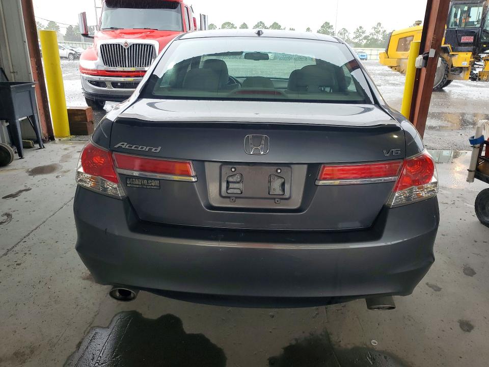 Photo 6 from auction – 2012 HONDA ACCORD with VIN 1HGCP3F84CA020386