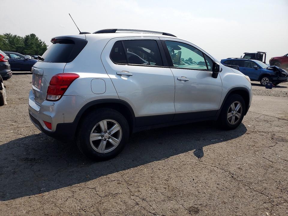 Photo 3 from auction – 2021 CHEVROLET TRAX with VIN KL7CJPSB4MB331298