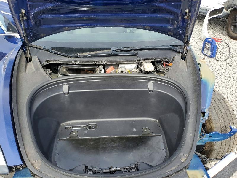 Photo 11 from auction – 2019 TESLA MODEL 3 with VIN 5YJ3E1EA6KF299553