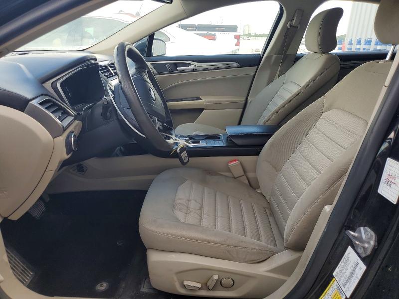 Photo 7 from auction – 2019 FORD FUSION with VIN 3FA6P0LU9KR207077