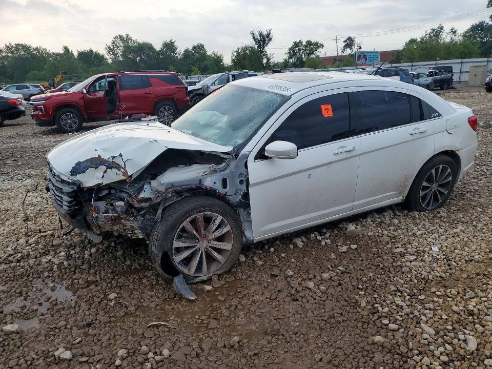 2012 CHRYSLER 200 - Търг №61916726