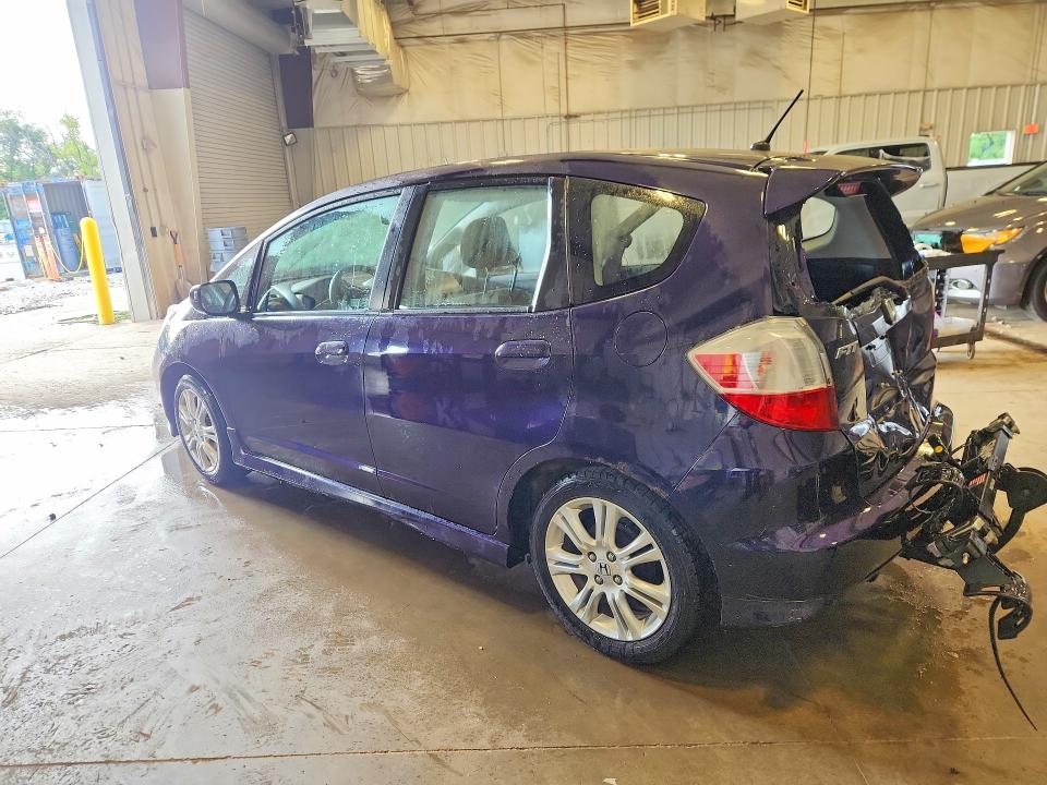 Photo 2 from auction – 2010 HONDA FIT with VIN JHMGE8G46AC032506