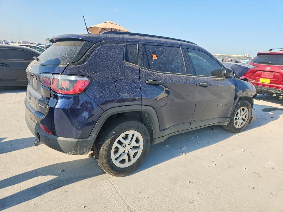 Снимка 3 от търг – 2018 JEEP COMPASS с VIN 3C4NJCAB9JT169653