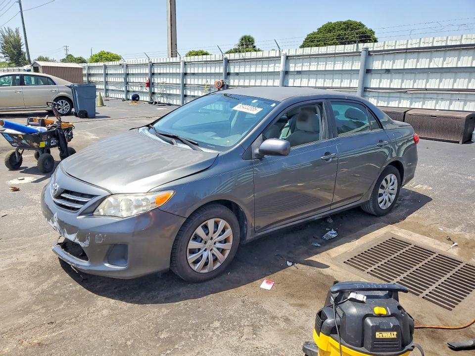 TOYOTA COROLLA 2013 with VIN 2T1BU4EE3DC127250 - Photo from auction