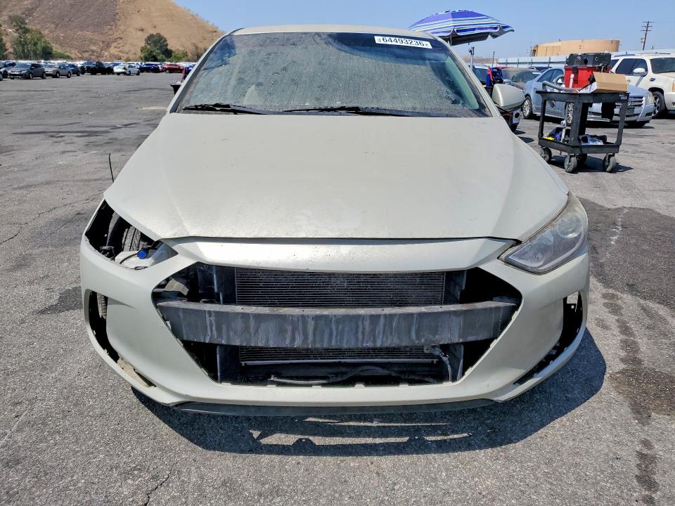 Photo 5 from auction – 2017 HYUNDAI ELANTRA with VIN 5NPD74LF3HH190329