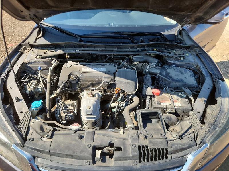 Photo 11 from auction – 2015 HONDA ACCORD with VIN 1HGCR2F82FA802792