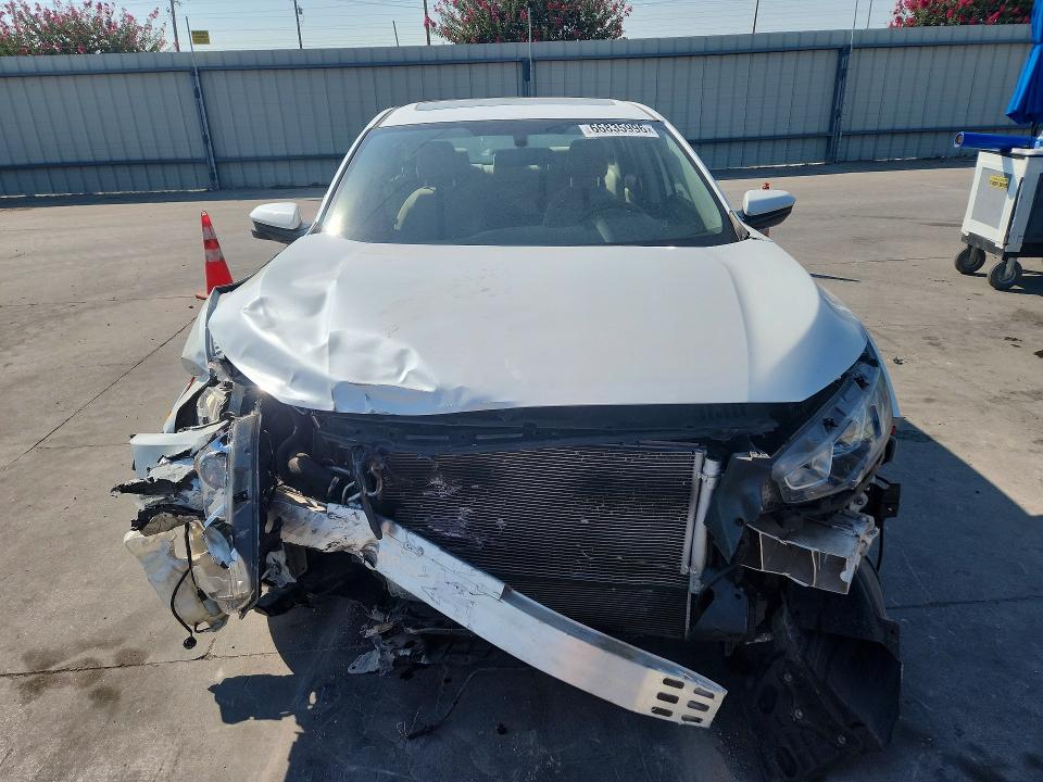 Photo 5 from auction – 2018 HONDA CIVIC with VIN JHMFC1F37JX014428