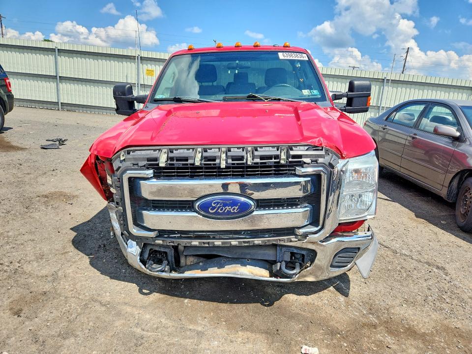 Photo 5 from auction – 2015 FORD F250 with VIN 1FTBF2A62FEA25919