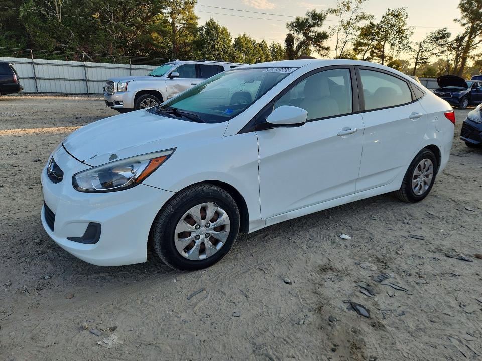 HYUNDAI ACCENT 2016 with VIN KMHCT4AE8GU946805 - Photo from auction