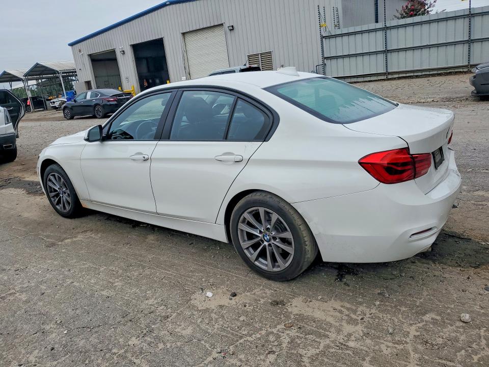 Photo 2 from auction – 2018 BMW 320 with VIN WBA8A9C54JK622888