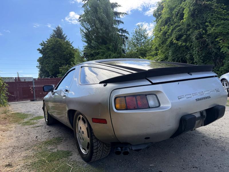 Photo 3 from auction – 1982 PORSCHE 928 with VIN WP0JA0925CS820072