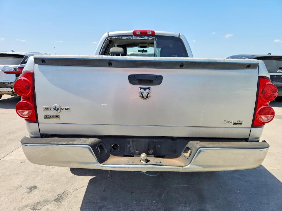 Photo 6 from auction – 2008 DODGE RAM 1500 with VIN 1D7HA18N28J126779