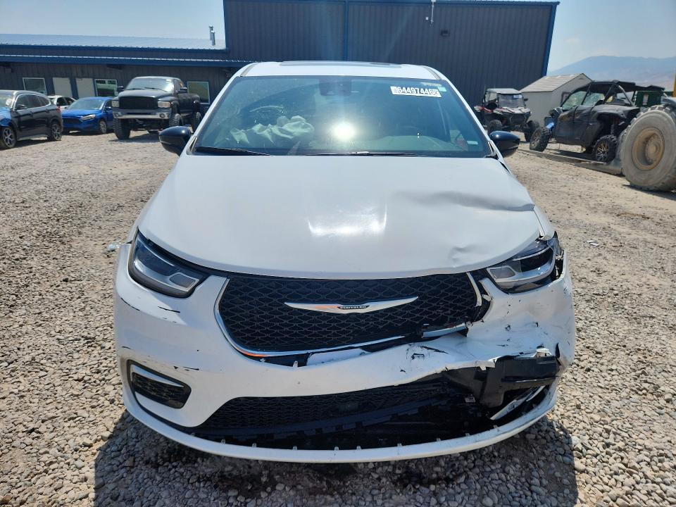 Photo 5 from auction – 2026 CHRYSLER PACIFICA with VIN 2C4RC1GG5TR189987