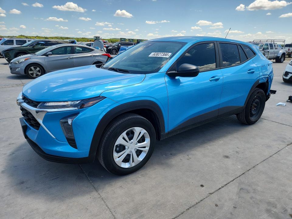 CHEVROLET TRAX 2025 with VIN KL77LFEP1SC271629 - Photo from auction