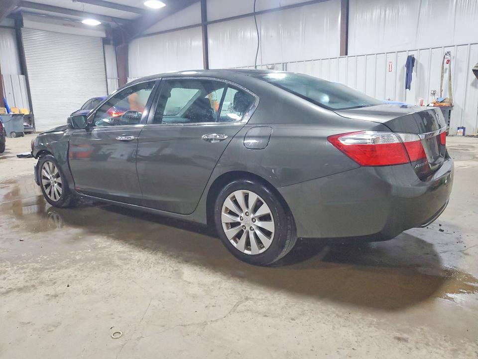 Photo 2 from auction – 2014 HONDA ACCORD with VIN 1HGCR2F74EA259001