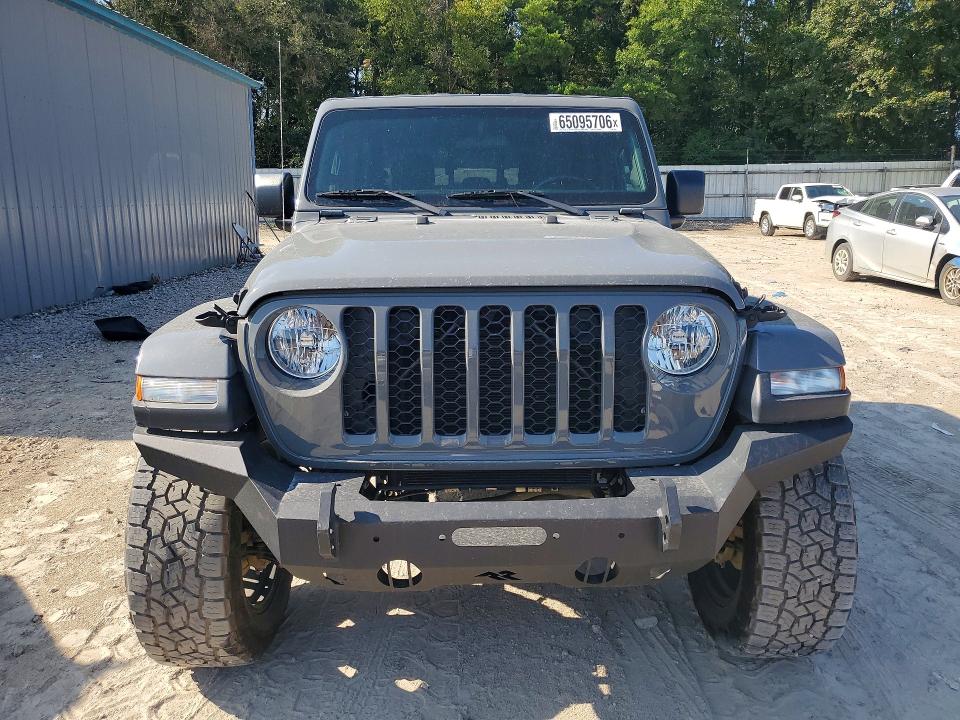 Photo 5 from auction – 2021 JEEP GLADIATOR with VIN 1C6HJTAG9ML542271