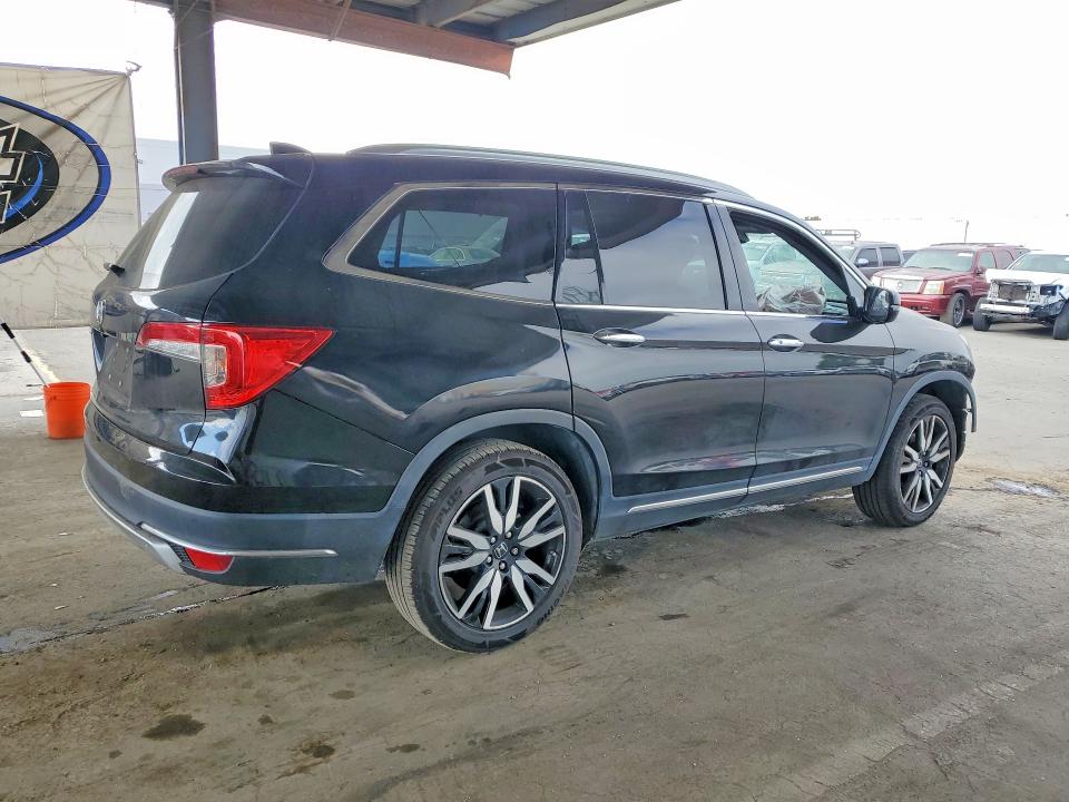 Photo 3 from auction – 2022 HONDA PILOT with VIN 5FNYF6H97NB013733