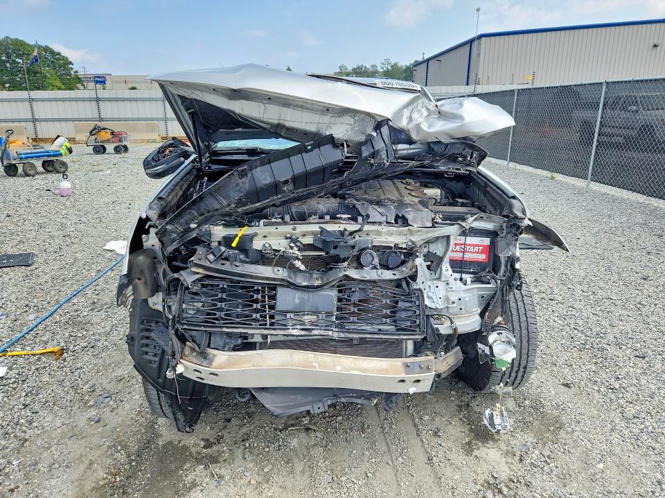 Photo 5 from auction – 2021 TOYOTA 4RUNNER with VIN JTERU5JR0M5861950