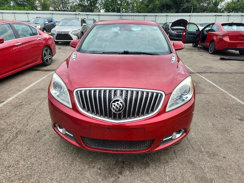 Photo 5 from auction – 2016 BUICK VERANO with VIN 1G4PS5SK9G4161370