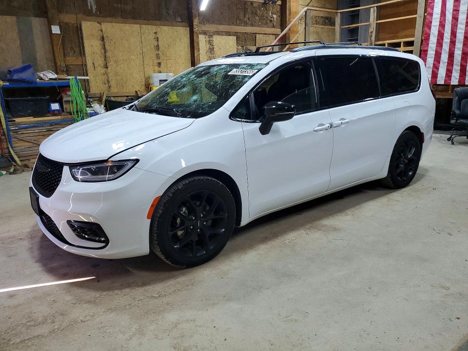 CHRYSLER PACIFICA 2025 with VIN 2C4RC1GG0SR514687 - Photo from auction