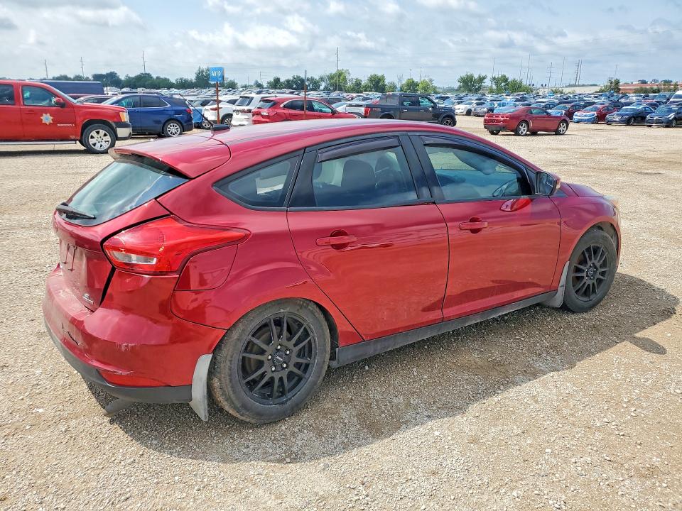 Photo 3 from auction – 2016 FORD FOCUS with VIN 1FADP3K23GL314110