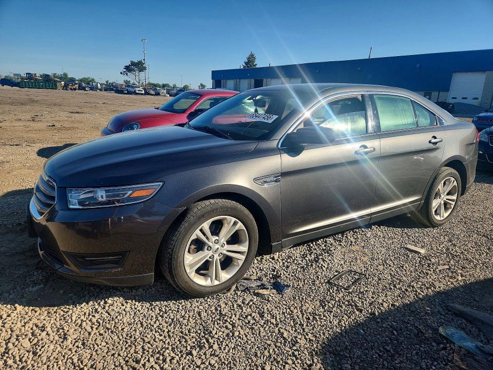 FORD TAURUS 2018 con VIN 1FAHP2E88JG126033 - Foto de la subasta