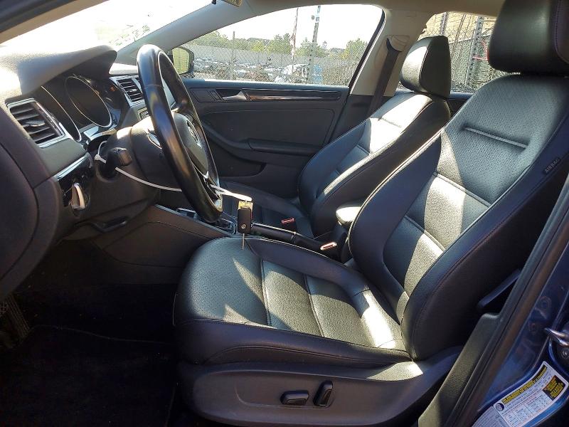 Photo 7 from auction – 2017 VOLKSWAGEN JETTA with VIN 3VWL17AJ3HM395923