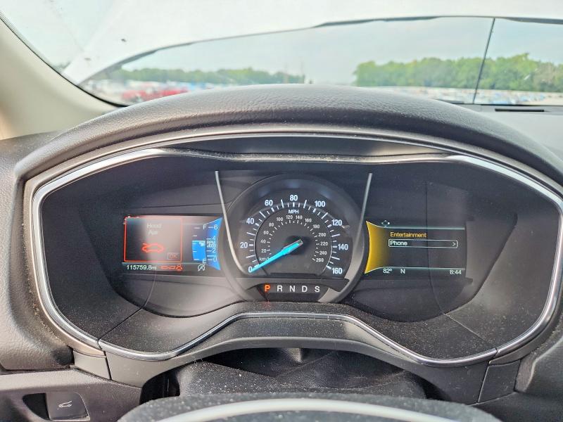 Photo 9 from auction – 2018 FORD FUSION with VIN 3FA6P0HD5JR210954