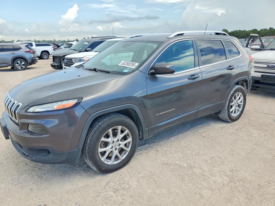 JEEP CHEROKEE 2018 with VIN 1C4PJMLX0JD508233 - Photo from auction