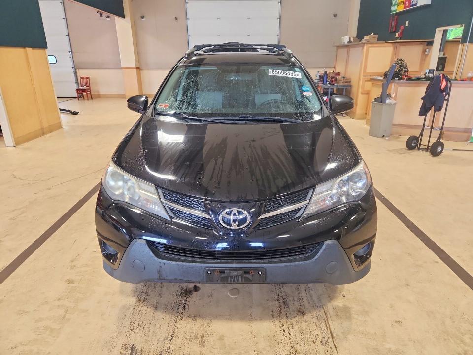 Photo 5 from auction – 2013 TOYOTA RAV4 with VIN 2T3BFREV8DW061565