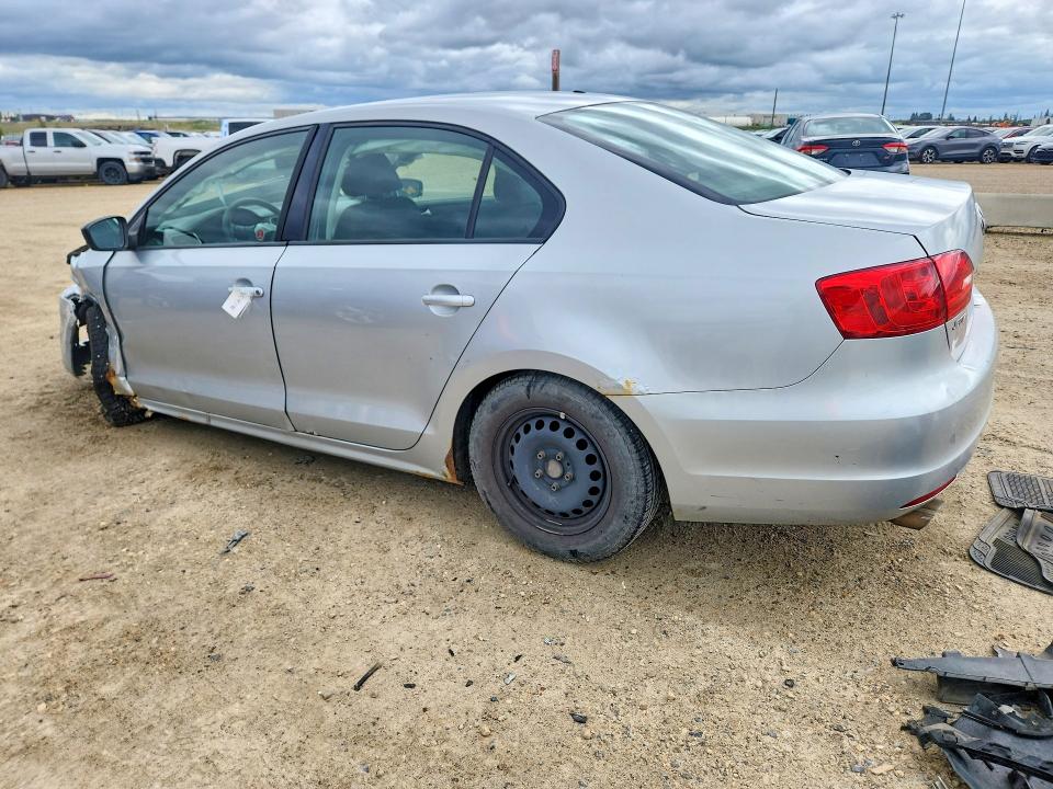 Photo 2 from auction – 2013 VOLKSWAGEN JETTA with VIN 3VW2K7AJXDM426636