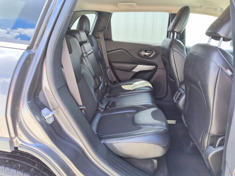 Photo 11 from auction – 2018 JEEP CHEROKEE with VIN 1C4PJLLB4JD568885