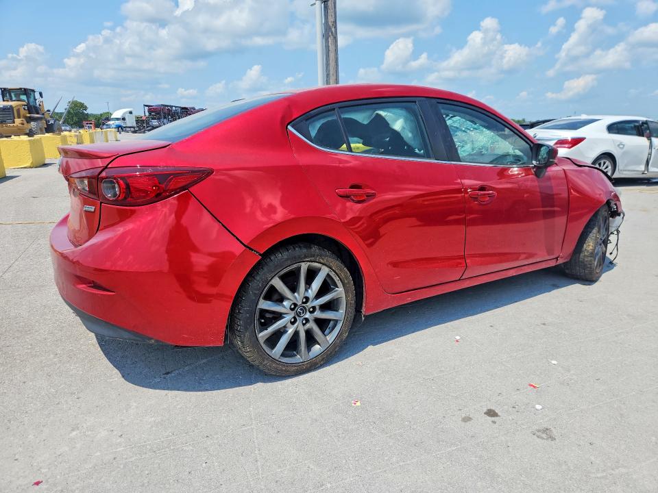 Photo 3 from auction – 2018 MAZDA 3 with VIN 3MZBN1V33JM253568