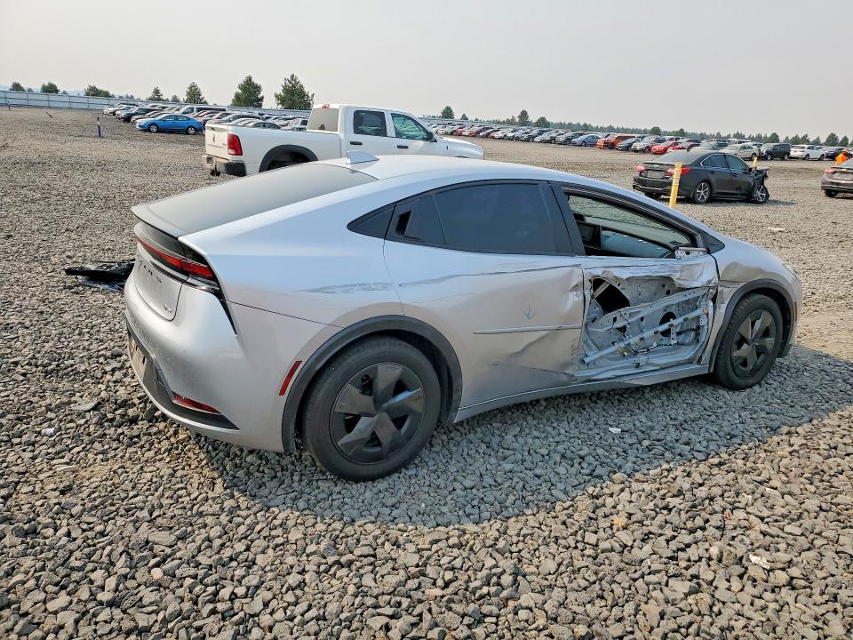 Photo 3 from auction – 2025 TOYOTA PRIUS with VIN JTDADABUXS3026752