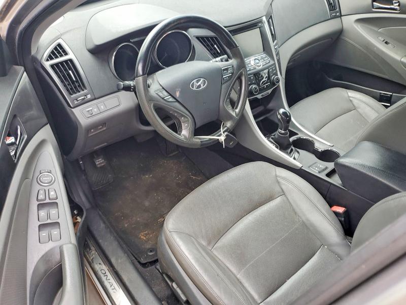 Photo 8 from auction – 2012 HYUNDAI SONATA with VIN KMHEC4A40CA035086