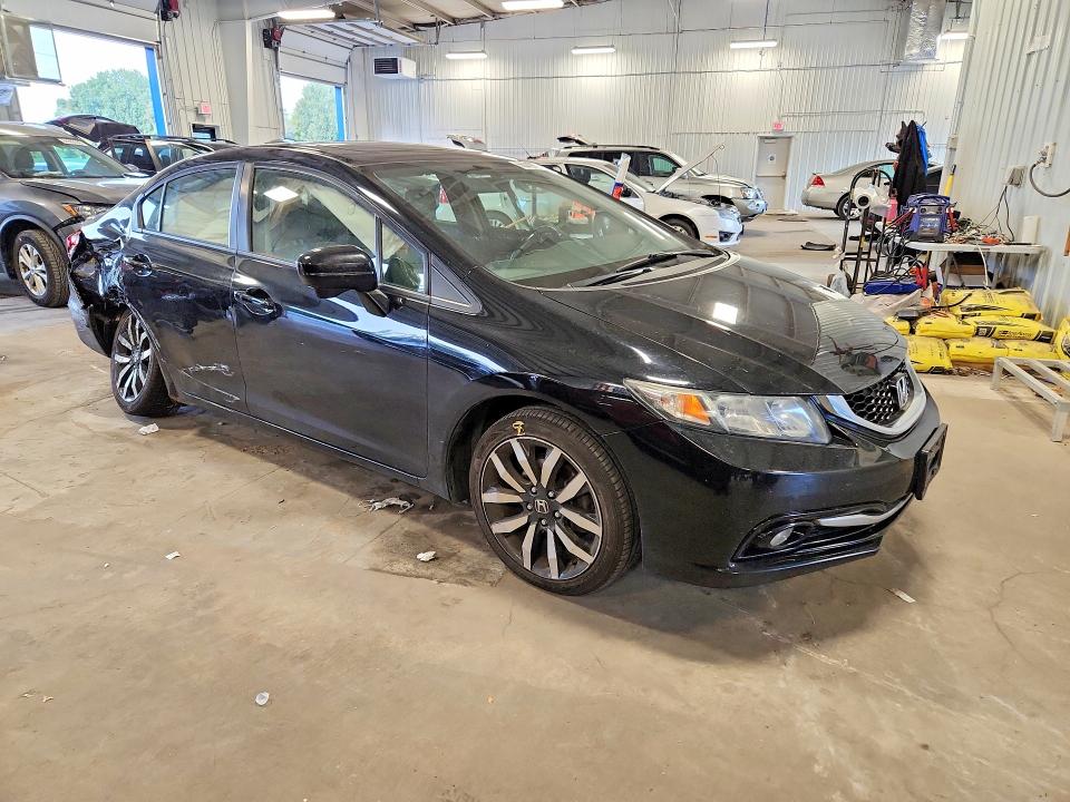 Снимка 4 от търг – 2015 HONDA CIVIC с VIN 19XFB2F93FE103046