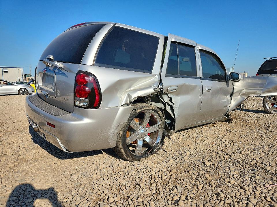 Photo 3 from auction – 2007 CHEVROLET TRAILBLAZER with VIN 1GNET13H372297145